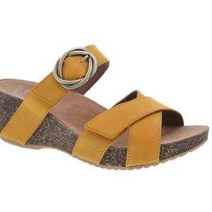 Dansko Susie leather sandal in mango